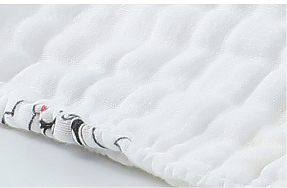 Stampando il crêpe naturale spesso 260GSM della fibra 40S fasci gli asciugamani di bagno generali del pannolino riguardano sei strati di Gauze Cotton Fabric