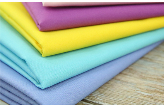 TC6535 prodotto intessuto cotone uniforme della camicia del rivestimento del poliestere del tessuto 130X 72 155GSM 32SX32S TC