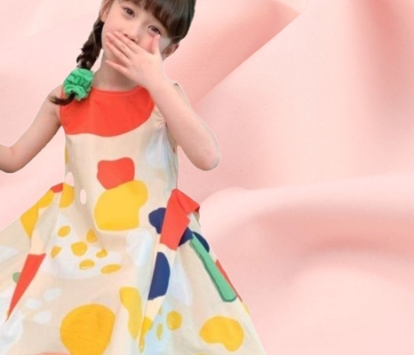 I vestiti delicati del bambino dell'estate 50sX50s 135GSM di cotone di 98% della camicia dell'elastam organico del tessuto 2% si vestono