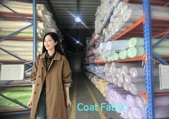 CVC 55% cotone 45% poliestere 180gm Uniforme da ufficio tessuti abbigliamento aziendale materiale