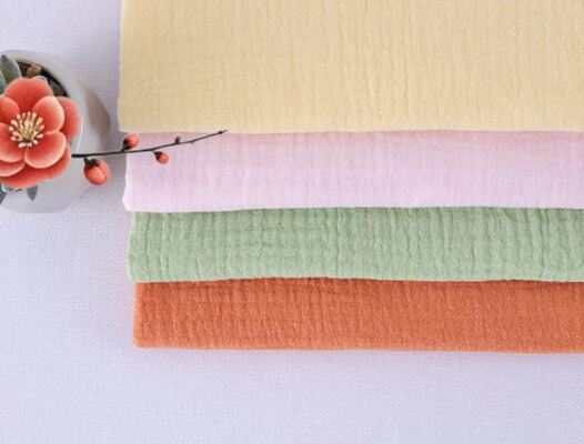 Stoffa di cotone 40S doppia garza (120GSM) naturalmente morbida, traspirante, fatta per una vita rilassata.